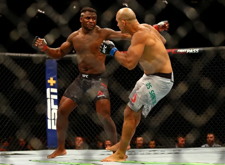 NESTAO ZA 70 SEKUNDI: Prizori demoliranja prvaka; ovako izgleda kad te Predator dohvati