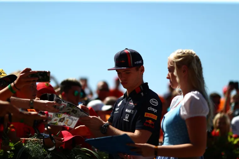 SPEKTAKULARNI PRIZORI NA STAZI KOJA NE PRA&Scaron;TA POGRE&Scaron;KU: Nizozemac potezom podigao pra&scaron;inu