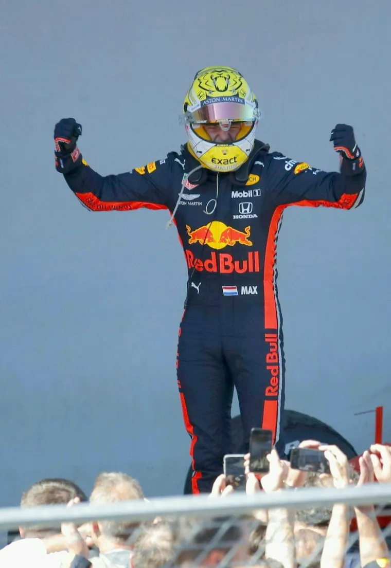 SPEKTAKULARNI PRIZORI NA STAZI KOJA NE PRA&Scaron;TA POGRE&Scaron;KU: Nizozemac potezom podigao pra&scaron;inu