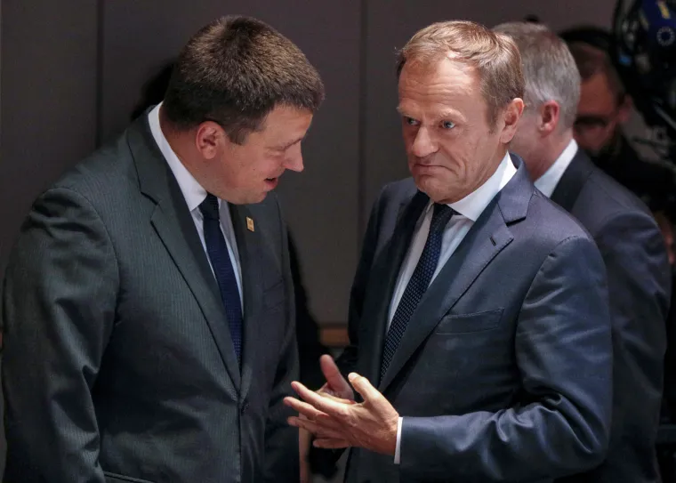 Cijelu noć su u Bruxellesu trajali bilateralni razgovori, EU čelnici jo&scaron; nisu na&scaron;li kompromis