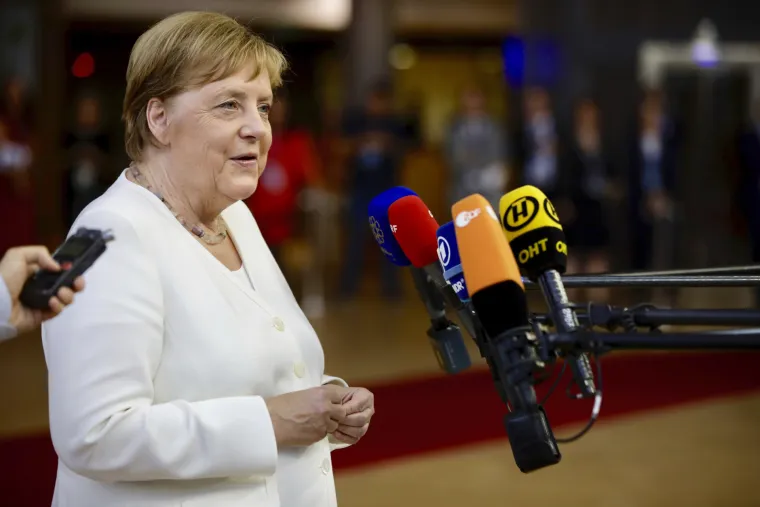 Cijelu noć su u Bruxellesu trajali bilateralni razgovori, EU čelnici jo&scaron; nisu na&scaron;li kompromis