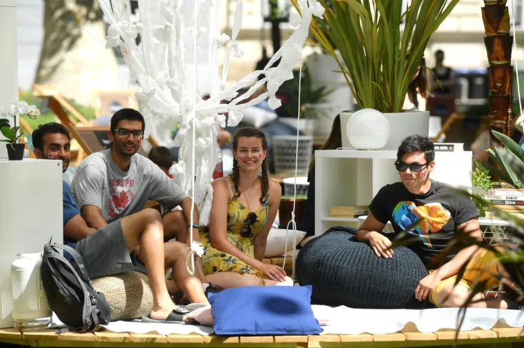 Na Zrinjevcu vas čeka More knjiga: Predahnite na plaži u centru Zagreba uz ugodno štivo