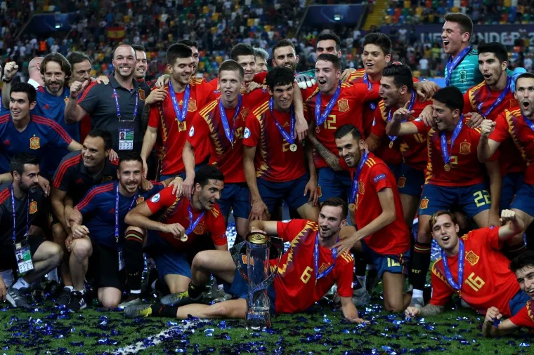 TRENUCI ZA PAMĆENJE, PRIZORI ZA VJEČNOST: Ovako su mladi &Scaron;panjolci proslavili povijesni trijumf