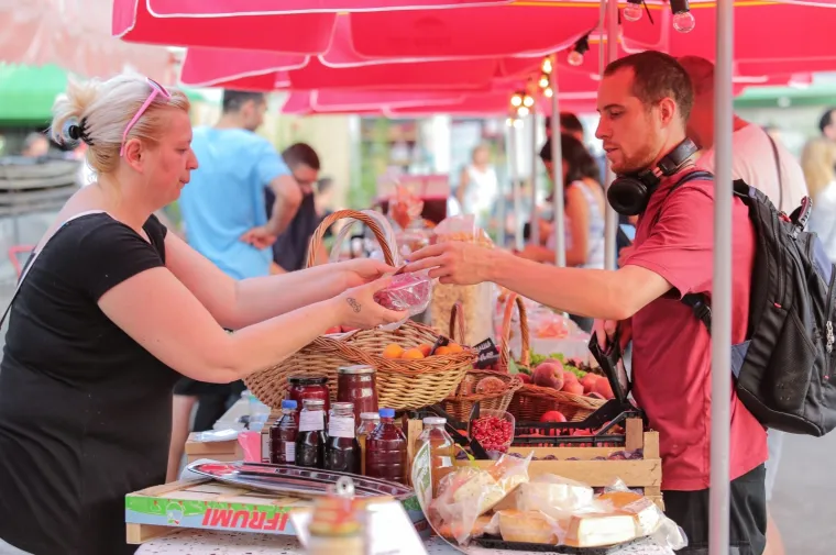 Ljeto na Tre&scaron;njevci: Zagriznite Plac Mljac pun dobrih vibracija i opu&scaron;tene zabave