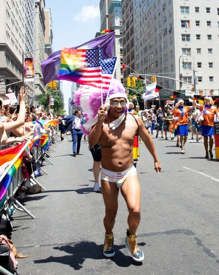 ZAVIRITE U 'PRIDE SVIH PRIDEOVA': Milijuni ljudi preplavili ulice New Yorka slaveći različitost