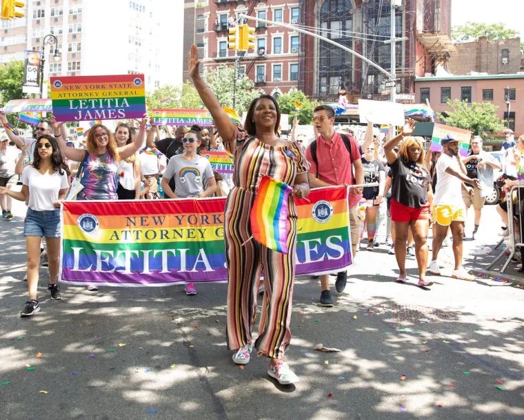 ZAVIRITE U 'PRIDE SVIH PRIDEOVA': Milijuni ljudi preplavili ulice New Yorka slaveći različitost