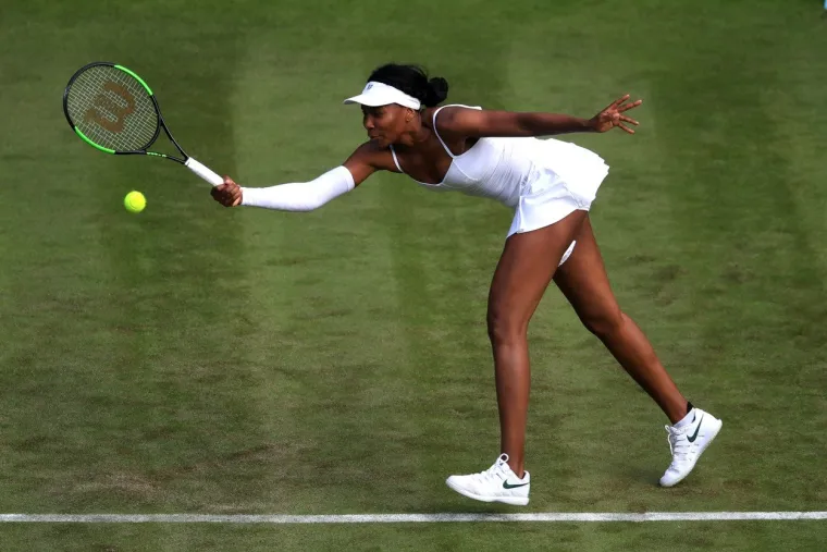 VENUS ZAPREPASTILA WIMBLEDON PROVOKATIVNIM IZDANJEM: Čim se pojavila na terenu jedan detalj svima je odmah zapeo za oko