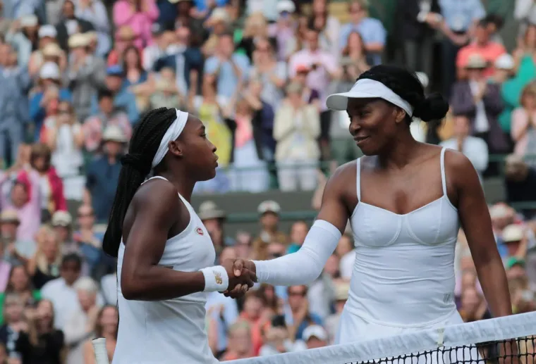 VENUS ZAPREPASTILA WIMBLEDON PROVOKATIVNIM IZDANJEM: Čim se pojavila na terenu jedan detalj svima je odmah zapeo za oko