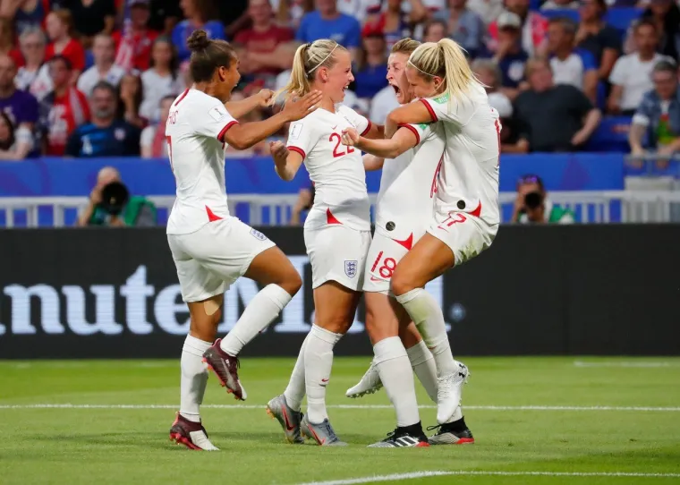 NOĆ KAD SU ENGLESKINJE PLAKALE: Čista emocija na ženskom SP-u