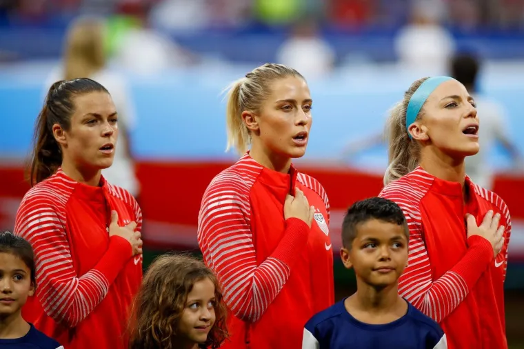 Braniteljice naslova nogometa&scaron;ice SAD plasirale su se u finale Svjetskog prvenstva nakon &scaron;to su u utorak u Lyonu u polufinalu svladale Englesku sa 2-1.