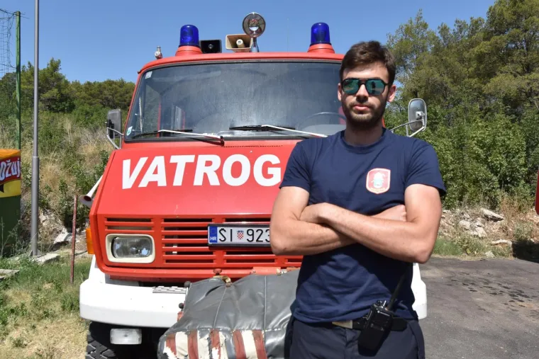 LOPOV VATROGASCIMA U BILICAMA UKRAO GORIVO IZ VOZILA: A onda im u spremnik ulio vodu