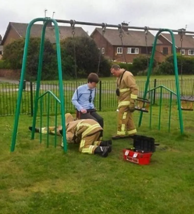 Kao iz filma 'Glup i gluplji': Evo kako to izgleda kada ne toliko bistri ljudi imaju ne toliko bistre ideje