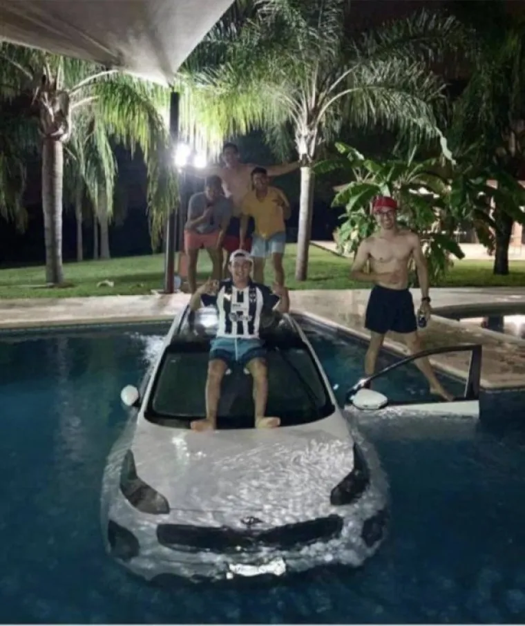 DA POSTOJI SVJETSKO PRVENSTVO U IDIOTIZMU, ONI BI ODNIJELI SVE MEDALJE: Dokaz da ne mora u svakoj glavi biti funkcionalni mozak