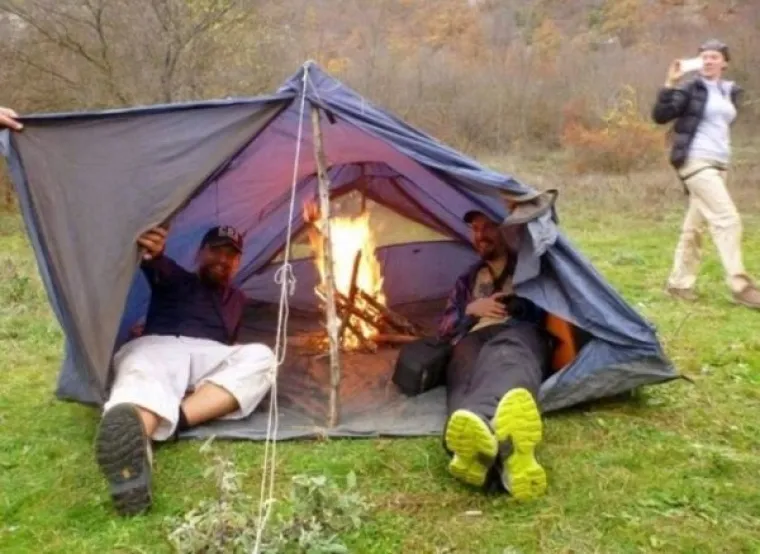 DA POSTOJI SVJETSKO PRVENSTVO U IDIOTIZMU, ONI BI ODNIJELI SVE MEDALJE: Dokaz da ne mora u svakoj glavi biti funkcionalni mozak