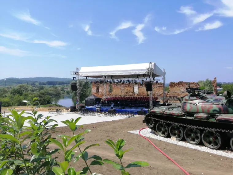 U Karlovcu se otvara jedinstveni Muzej Domovinskog rata: U staklenoj opni zatvoren braniteljski ‘Hotel California’