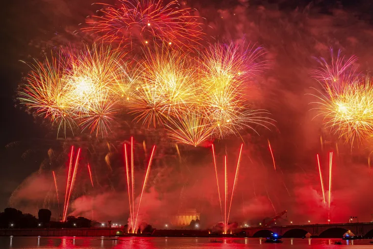 Trump nije &scaron;tedio, pogledajte kako je izlegala 'njegova' proslava 4. srpnja