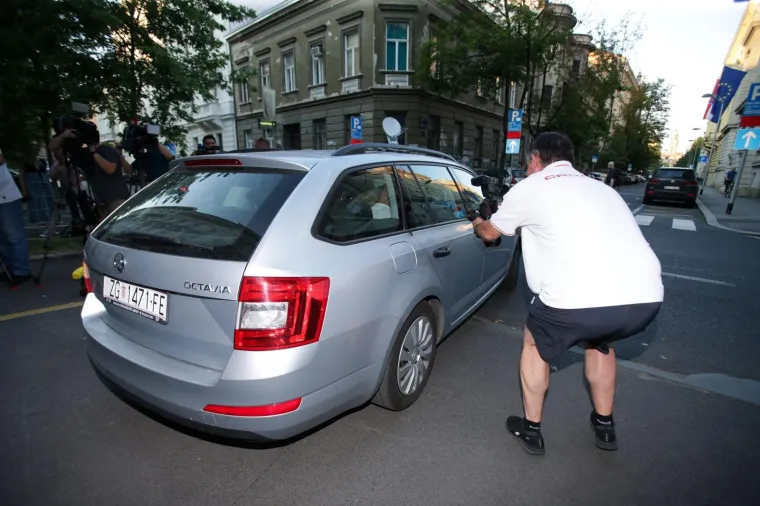 Prve fotografije uhićenih u aferi Tebra! Neki su se skrivali, a neki na ispitivanje do&scaron;li s osmijehom na licu