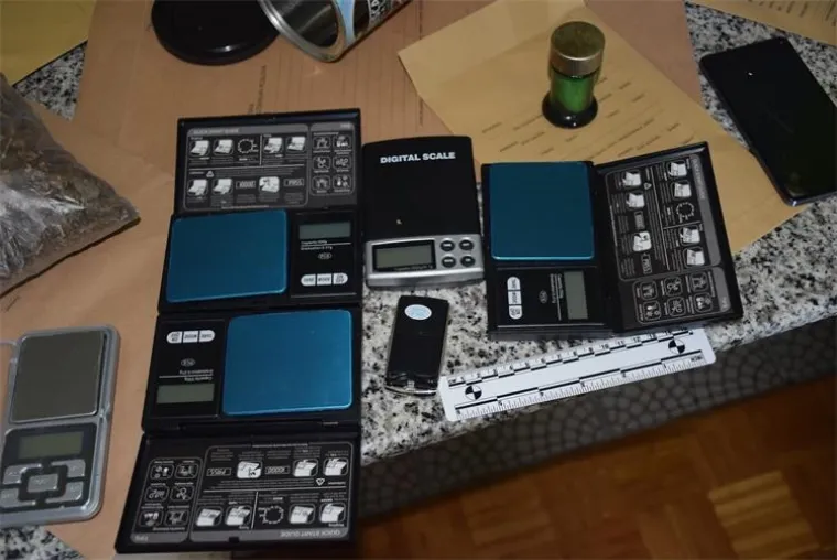 23 osobe osumnjičene da su se radi počinjenja različitih kaznenih djela, u razdoblju od dvije godine, udružili u zločinačko udruženje