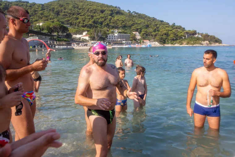 Ribafish započeo projekt RokOtok: preplivat će od Dubrovnika do Čiova