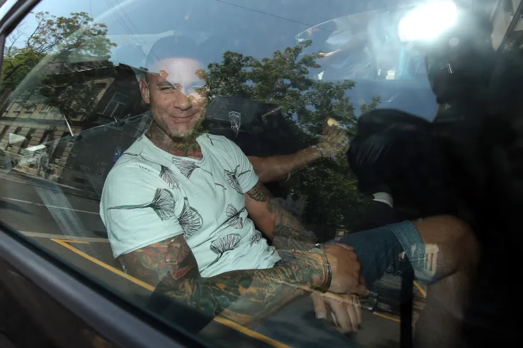 Dolazak osumnjičenih u akciji Tebra na ispitivanje u USKOK