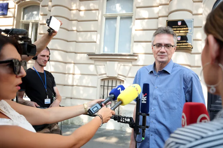 Dolazak osumnjičenih u akciji Tebra na ispitivanje u USKOK