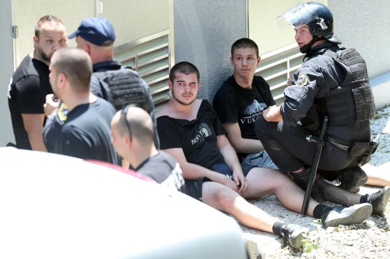 KAOS U SLOVENIJI: Boysi se obračunali s policijom, pogledajte kako je izgledala drama uoči utakmice
