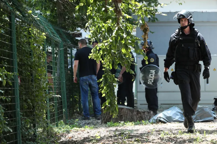 KAOS U SLOVENIJI: Boysi se obračunali s policijom, pogledajte kako je izgledala drama uoči utakmice