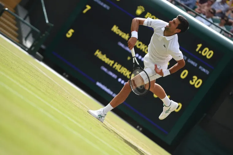 [FOTO] ĐOKOVIĆ DOBIO OD SUCA ZABRANU NO&Scaron;ENJA &Scaron;ILTERICE: Razlog je uistinu bizaran