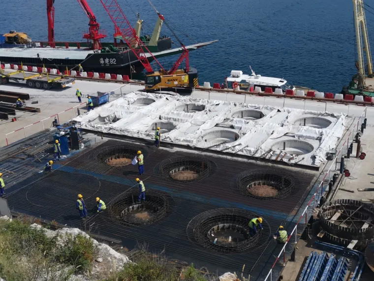 Pogledajte spektakularne fotografije: Pelje&scaron;ki most nakon godinu dana 'izronio' iz mora!