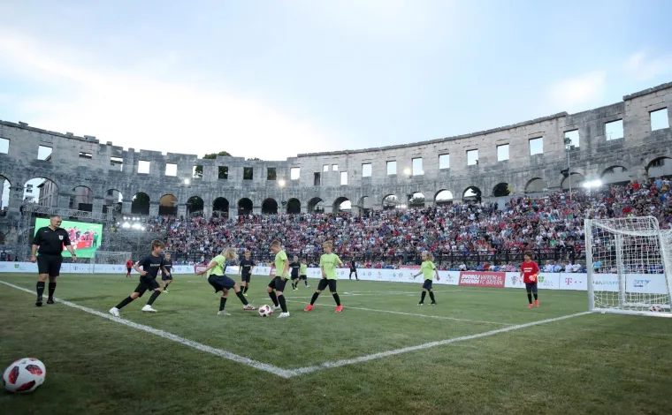 Hrvatske i Bayernove nogometne legende priredile povijesni spektakl u Areni