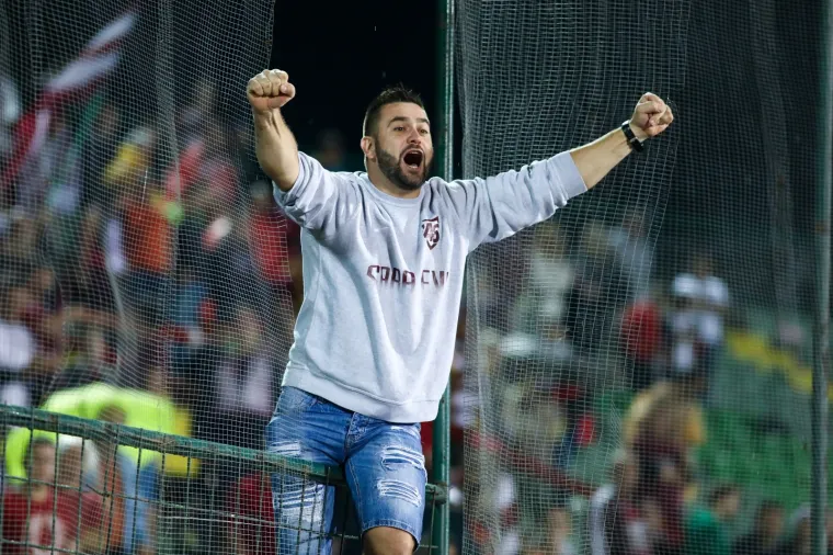 SPEKTAKULARNA NOĆ NA KO&Scaron;EVU: Ovi prizori sjajne utakmice u Sarajevu ostavljaju bez daha