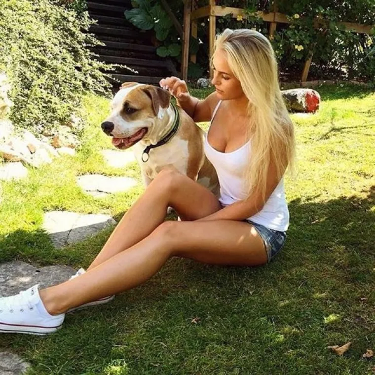 SEKSI I BRIŽNE: Nije dosta &scaron;to su se skinule, nego lajkove mame i adutom protiv kojeg nema obrane