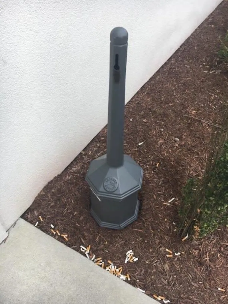 SVI ZNAJU BAREM JEDNOG OVAKVOG KOLEGU:  Profesionalci su jedino u tome kako ispasti se*onja