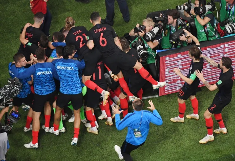 [FOTO] JOŠ UVIJEK SANJAMO: Ovo su prizori za povijest koje ćemo zauvijek pamtiti; Vatreni, hvala vam na neopisivoj sreći
