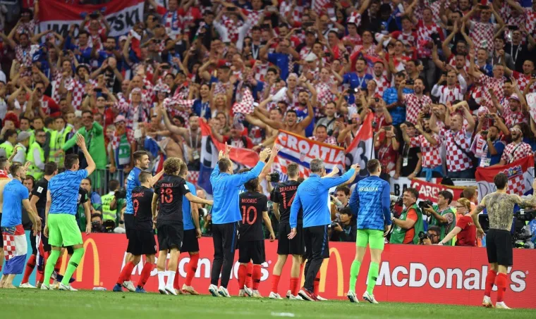 [FOTO] JOŠ UVIJEK SANJAMO: Ovo su prizori za povijest koje ćemo zauvijek pamtiti; Vatreni, hvala vam na neopisivoj sreći