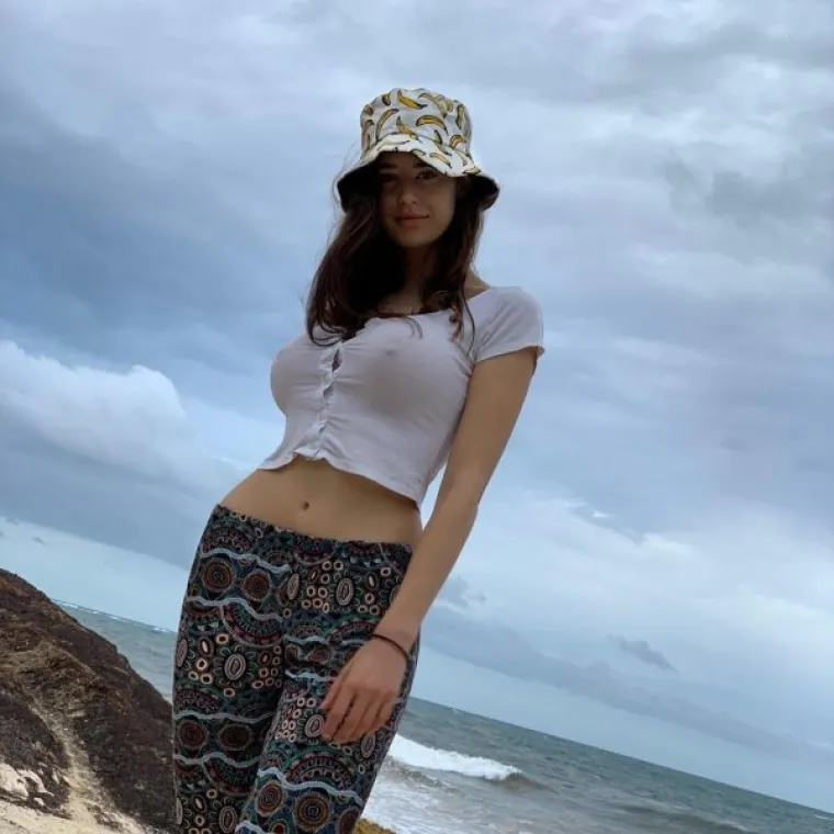 BIJELE MAJICE IZGLEDAJU TAKO ANĐEOSKI: Čak i kad ih navuku ovakve vragolanke