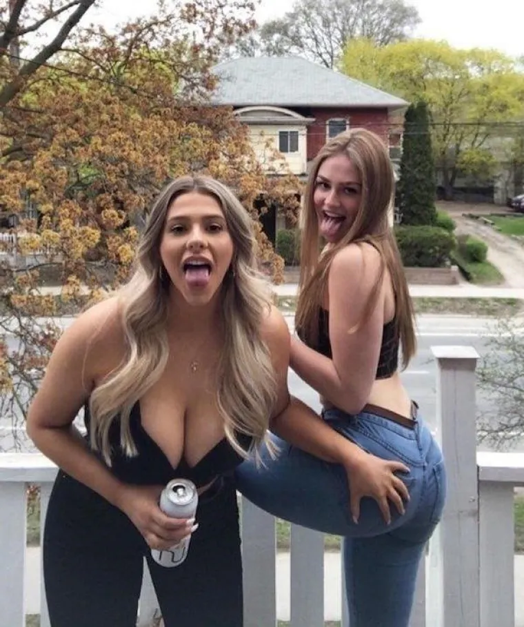 CURE KOJE ŽELITE SRESTI NA MORU: Vole glupiranje skoro kao i skidanje, a čini se da su i spretne s jezikom