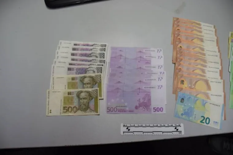 Kod osumnjičenih su pronašli i više od 100 tisuća kuna
