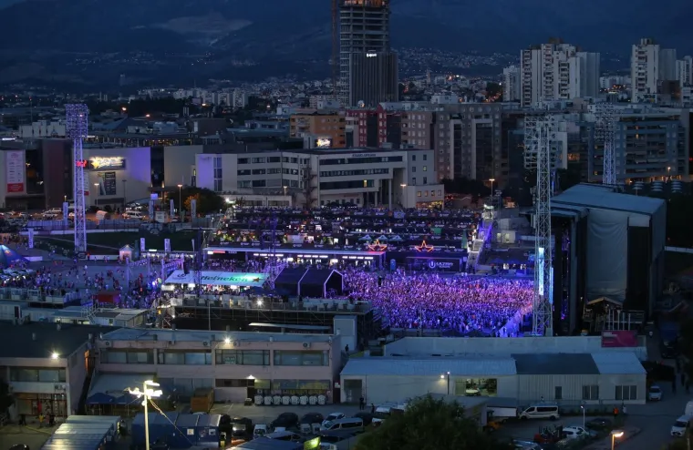 INVAZIJA PARTIJANERA NA SPLITSKU ULTRU: David Guetta odu&scaron;evio ranim nastupom, pogledajte atmosferu