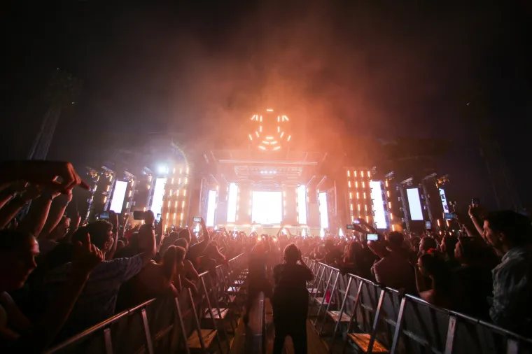 INVAZIJA PARTIJANERA NA SPLITSKU ULTRU: David Guetta odu&scaron;evio ranim nastupom, pogledajte atmosferu