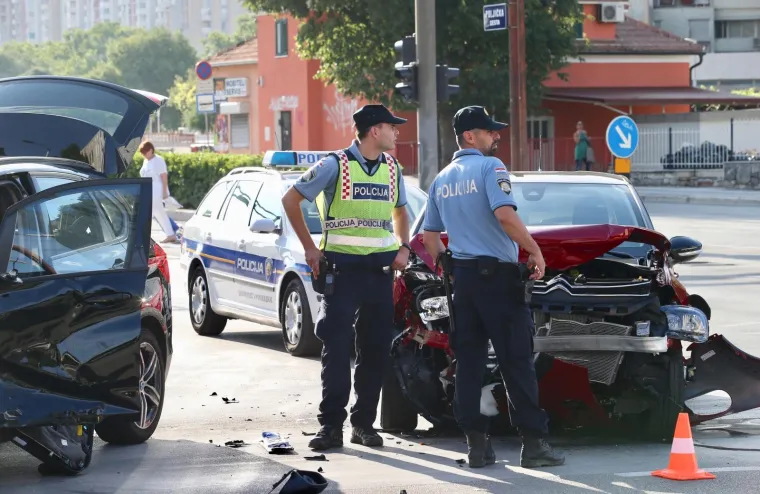 Jeste li i&scaron;ta vidjeli? Policija traži očevice nesreće u kojoj su ozlijeđene dvije osobe