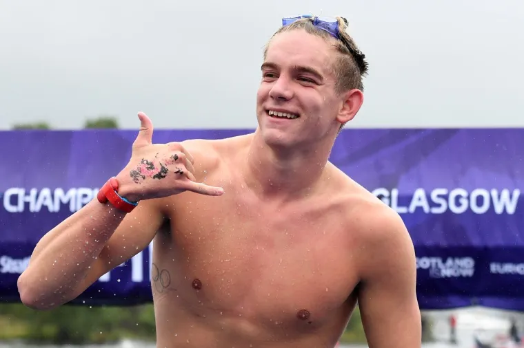 PLIVALI SU PET KILOMETARA, DALI SVE OD SEBE: Ovo su istinski &scaron;ampioni