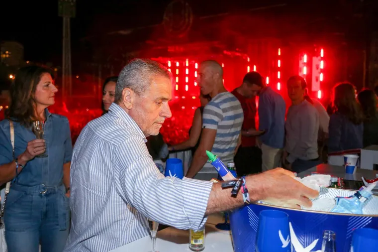 Na Ultri 'partijao' i Bandić: U VIP loži bilo je veselo, a gradonačelnik je miksao koktele