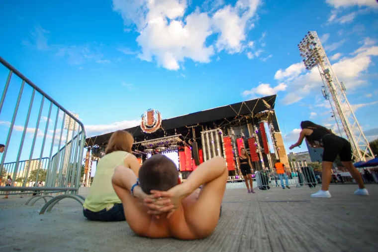 VRUĆA ATMOSFERA NA ZADNJOJ VEČERI SPLITSKE ULTRE: Feromona u zraku više je nego komaraca u Slavoniji