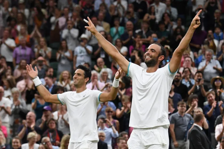 DRAMA U MEČU ZA PAMĆENJE NA WIMBLEDONU: Nevjerojatna borba trajala 4 sata i 57 minuta igre