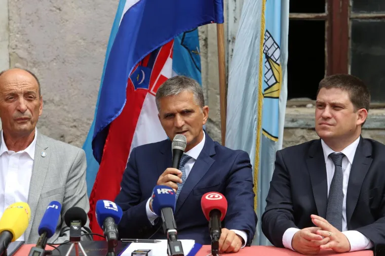 MINISTAR GORAN MARIĆ PODNIO OSTAVKU: 'Radio sam pod strašnim pritiskom, postao sam meta'