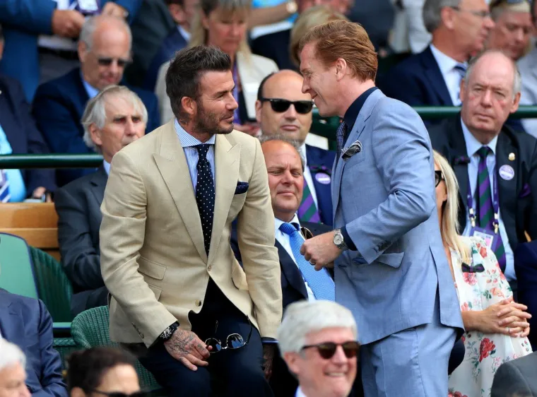 Beckham je i pored kraljevske obitelji bio zvijezda, a viđen je na nekoliko mečeva na Wimbledonu.