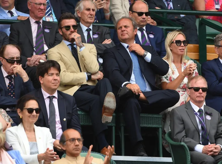 [FOTO] MA NEMA TE KRALJEVSKE OBITELJI KOJU ON NE BI ZASJENIO: Legendarni nogometa&scaron; 'ukrao show' na tribinama WImbledona