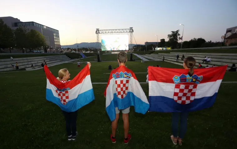 Bandićeve fontane zasvijetlile u znaku Vatrenih