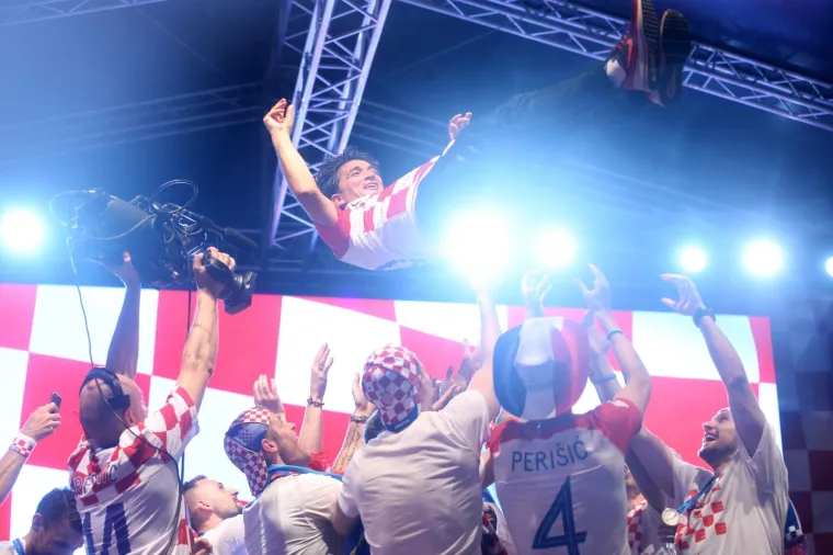 Gdje ste bili 16. srpnja 2018.? Prisjetite se dana kad je Hrvatska stala i bila kao jedno